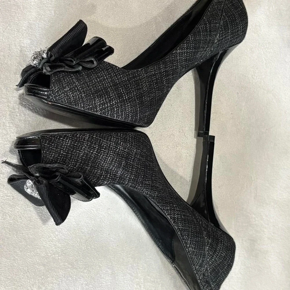 Karen Millen bow heels size 38.5